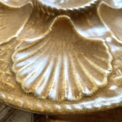 Assiettes à huîtres en grès
