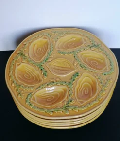 5 assiettes à huîtres en majolique Orfinox