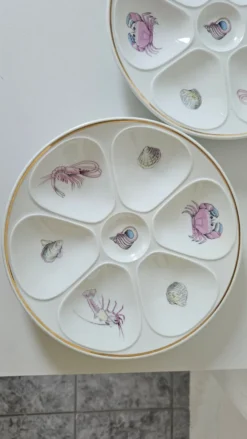 6 assiettes à huîtres en porcelaine de Limoges Lourioux et LF