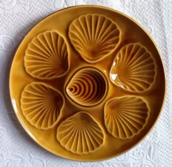 6 assiettes à huîtres faïence ambre France