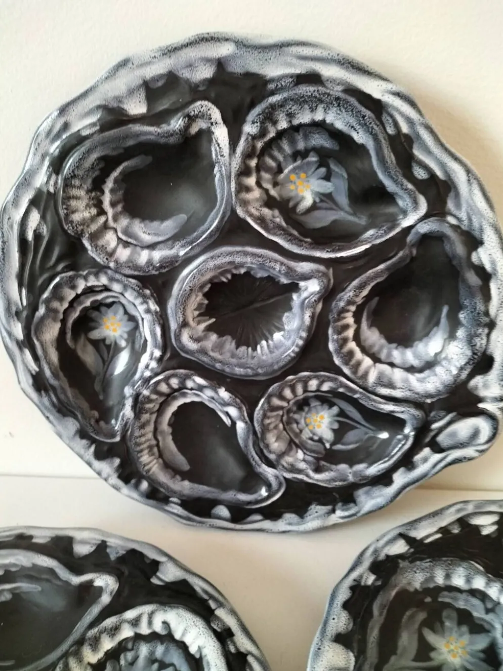 Assiettes à huîtres Gabriel Fourmaintraux