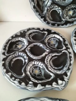 Assiettes à huîtres Gabriel Fourmaintraux
