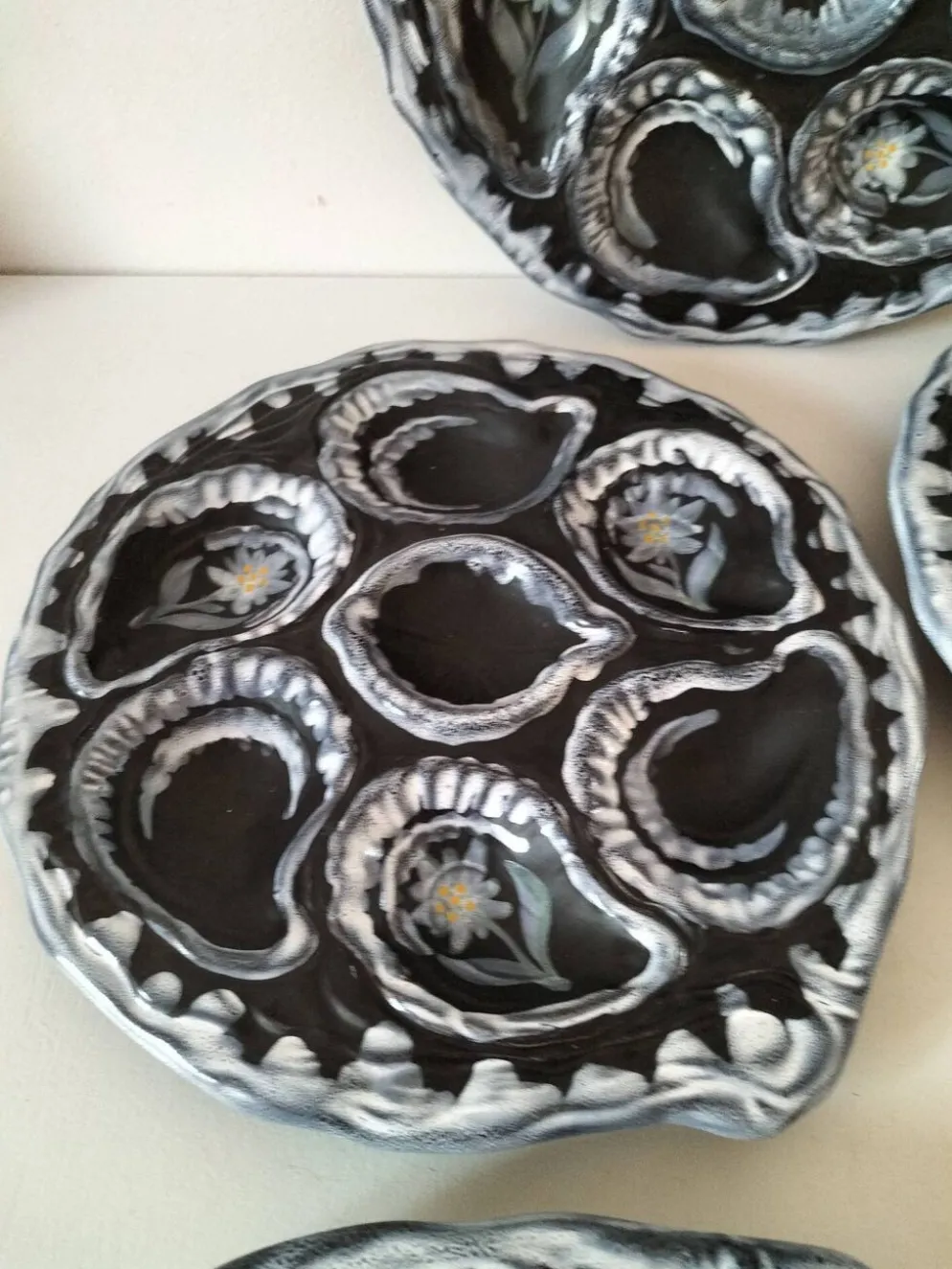 Assiettes à huîtres Gabriel Fourmaintraux