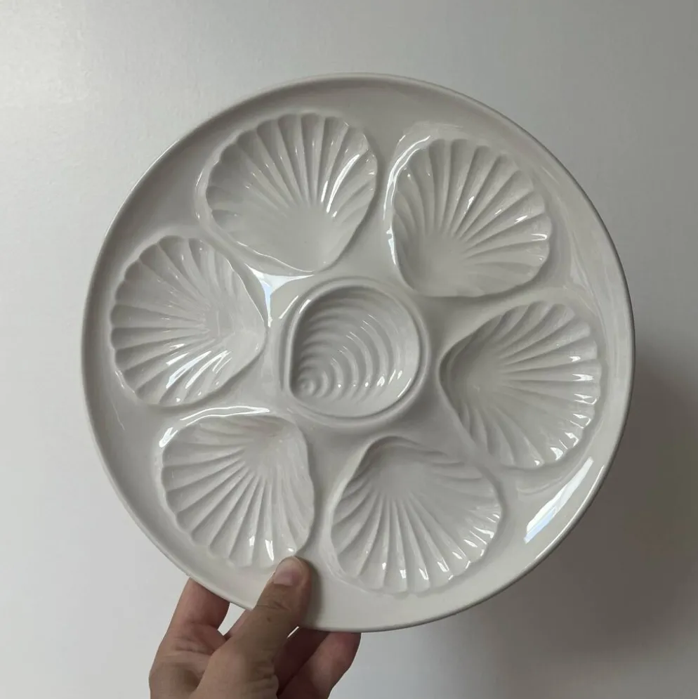 10 assiettes à huîtres Le Printemps Paris