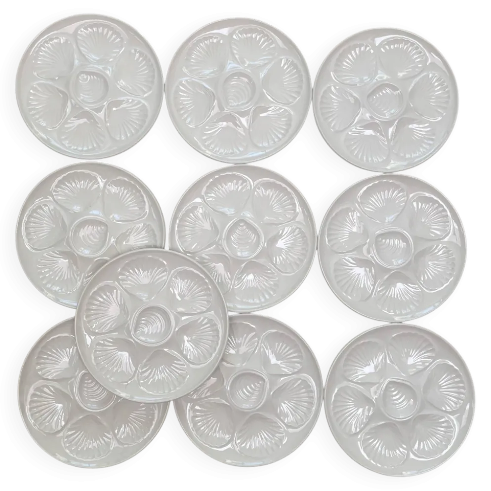 10 assiettes à huîtres Le Printemps Paris
