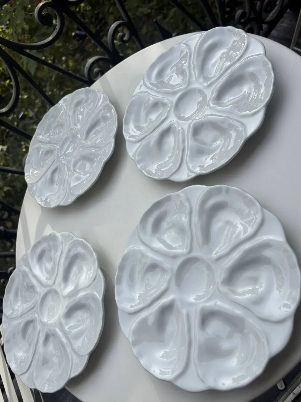 6 assiettes à huîtres majolique