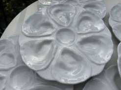 6 assiettes à huîtres majolique