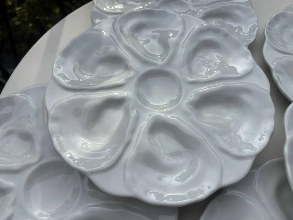 6 assiettes à huîtres majolique