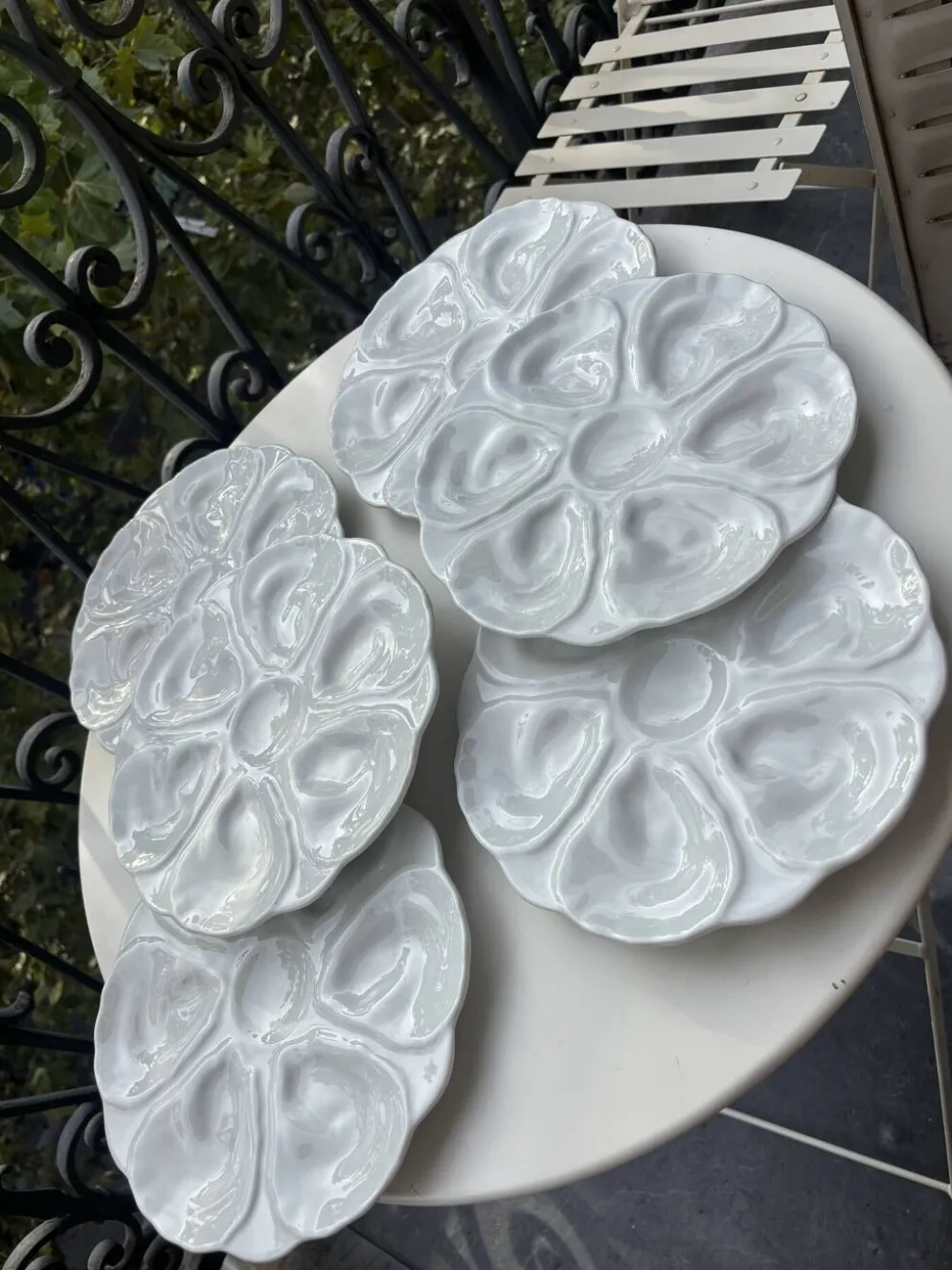 6 assiettes à huîtres majolique