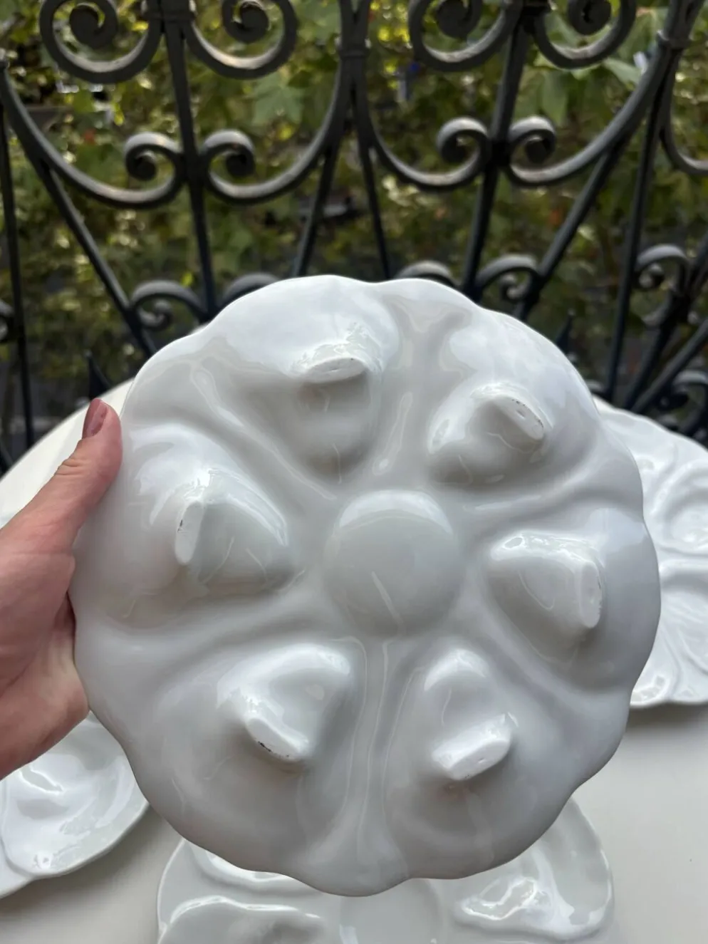 6 assiettes à huîtres majolique