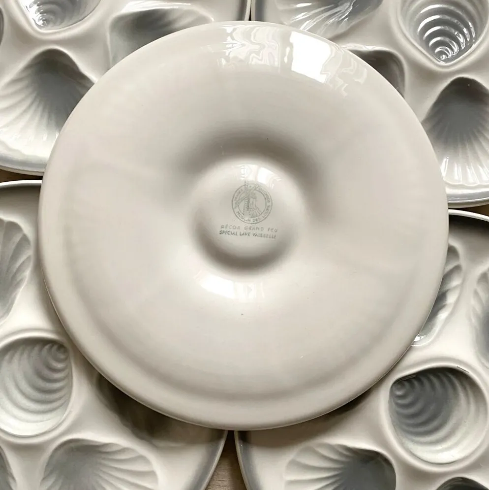 14 assiettes à huîtres Moulin des loups