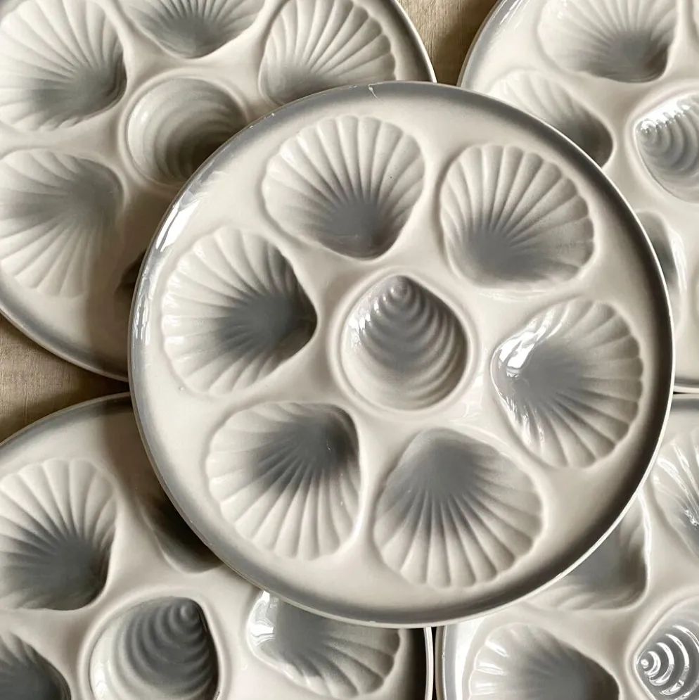 14 assiettes à huîtres Moulin des loups