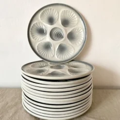 14 assiettes à huîtres Moulin des loups