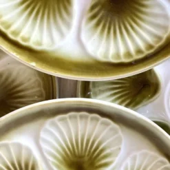 Assiettes à huîtres Moulin des Loups et plat assorti -1970