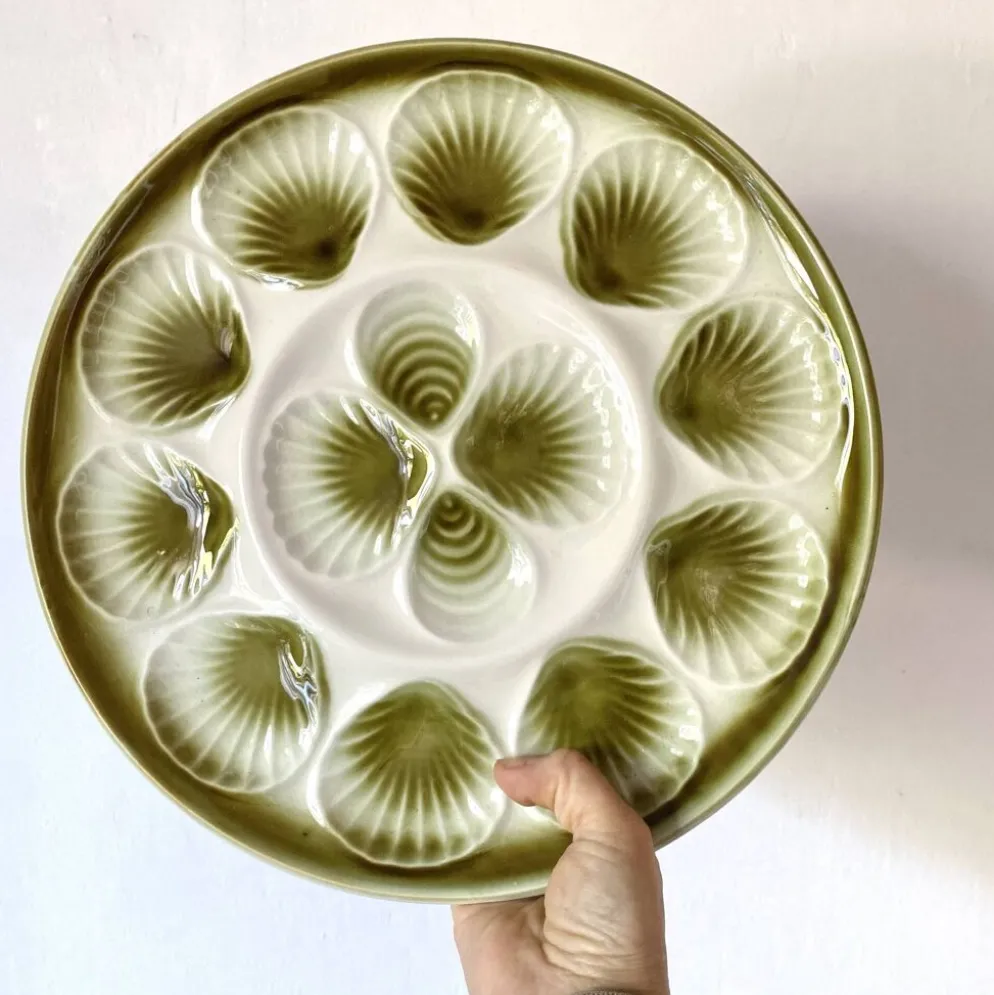 Assiettes à huîtres Moulin des Loups et plat assorti -1970
