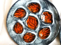 Assiettes à huîtres peintes mains - Assiettes de Pornic France