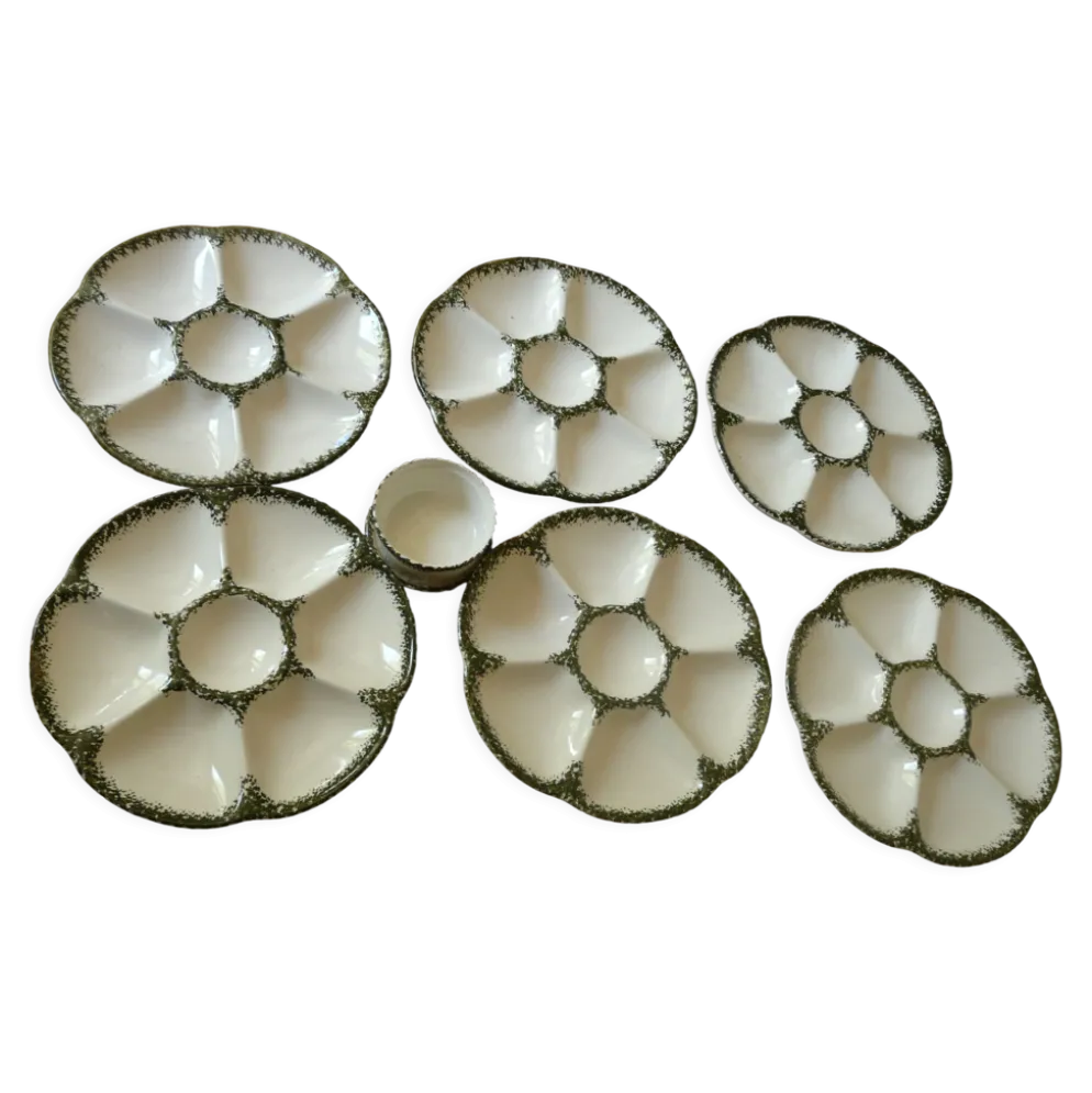 6 assiettes à huîtres, 1 ramequin et 1 coupelle de la manufacture Gien