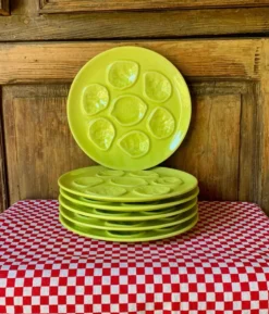 Assiettes à huîtres vert anis Niderviller 1960