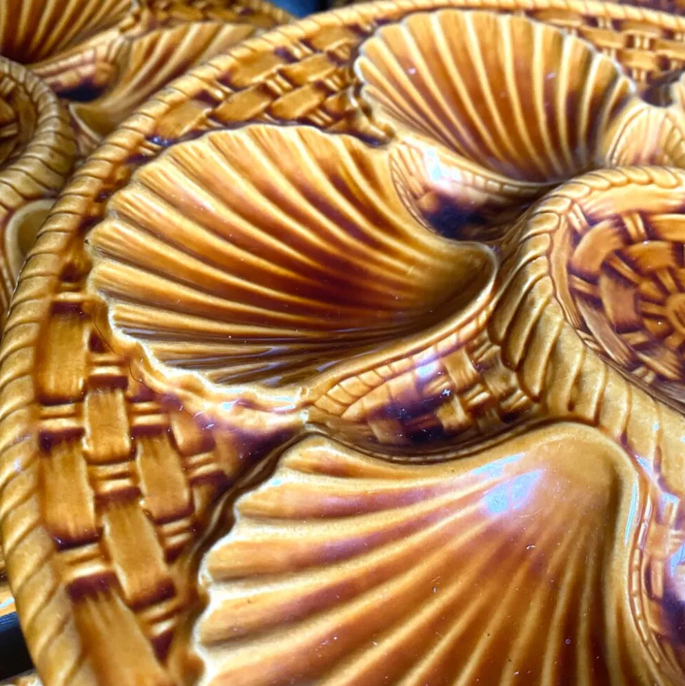 Assiettes à huîtres vintage en céramique x 12