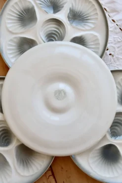 4 assiettes à huîtres vintage Moulin des Loups faïence dégradé bleu gris