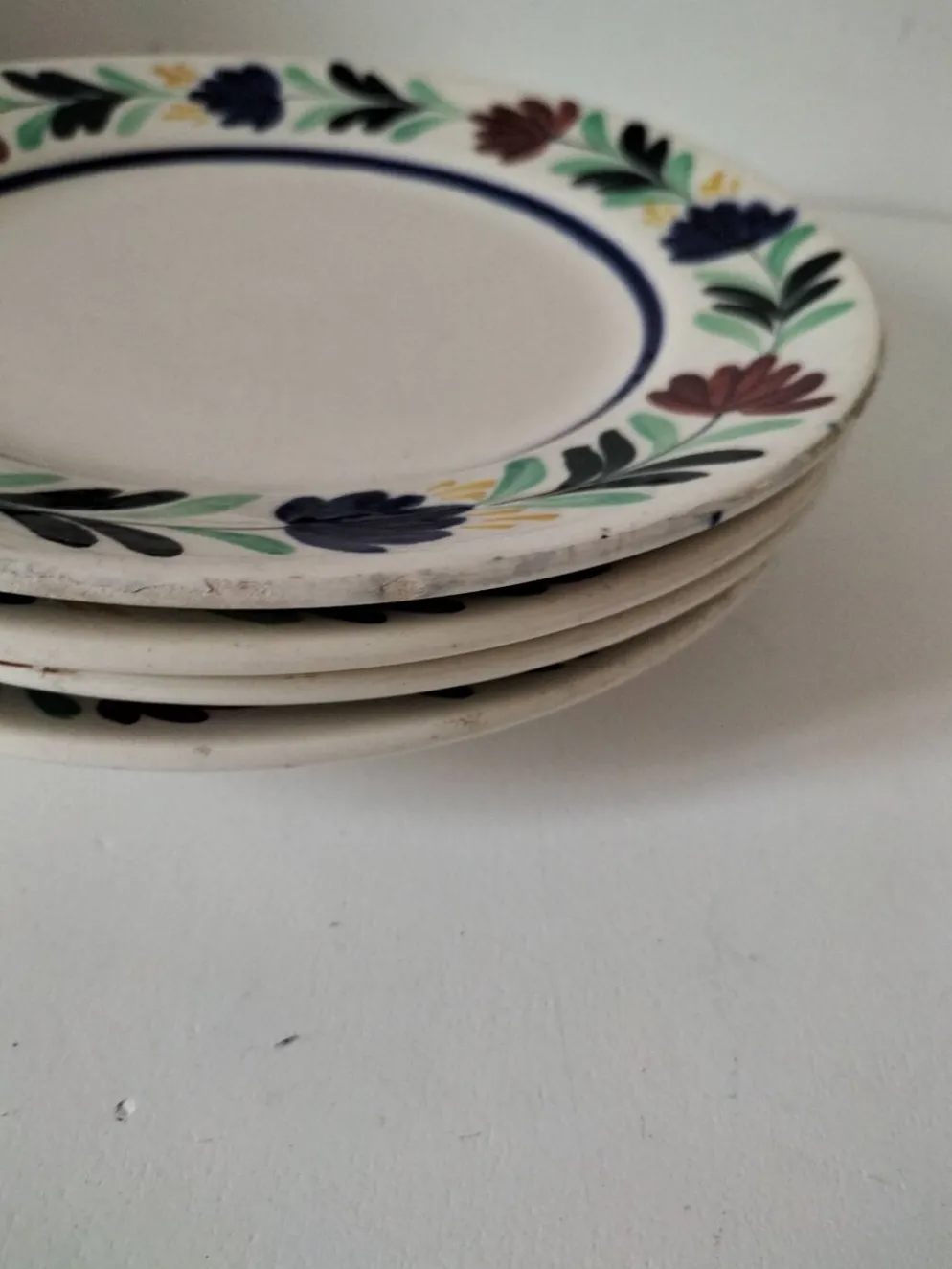 4 assiettes Longchamp décor floral stylisé années 30-50