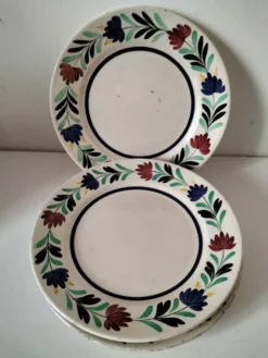 4 assiettes Longchamp décor floral stylisé années 30-50