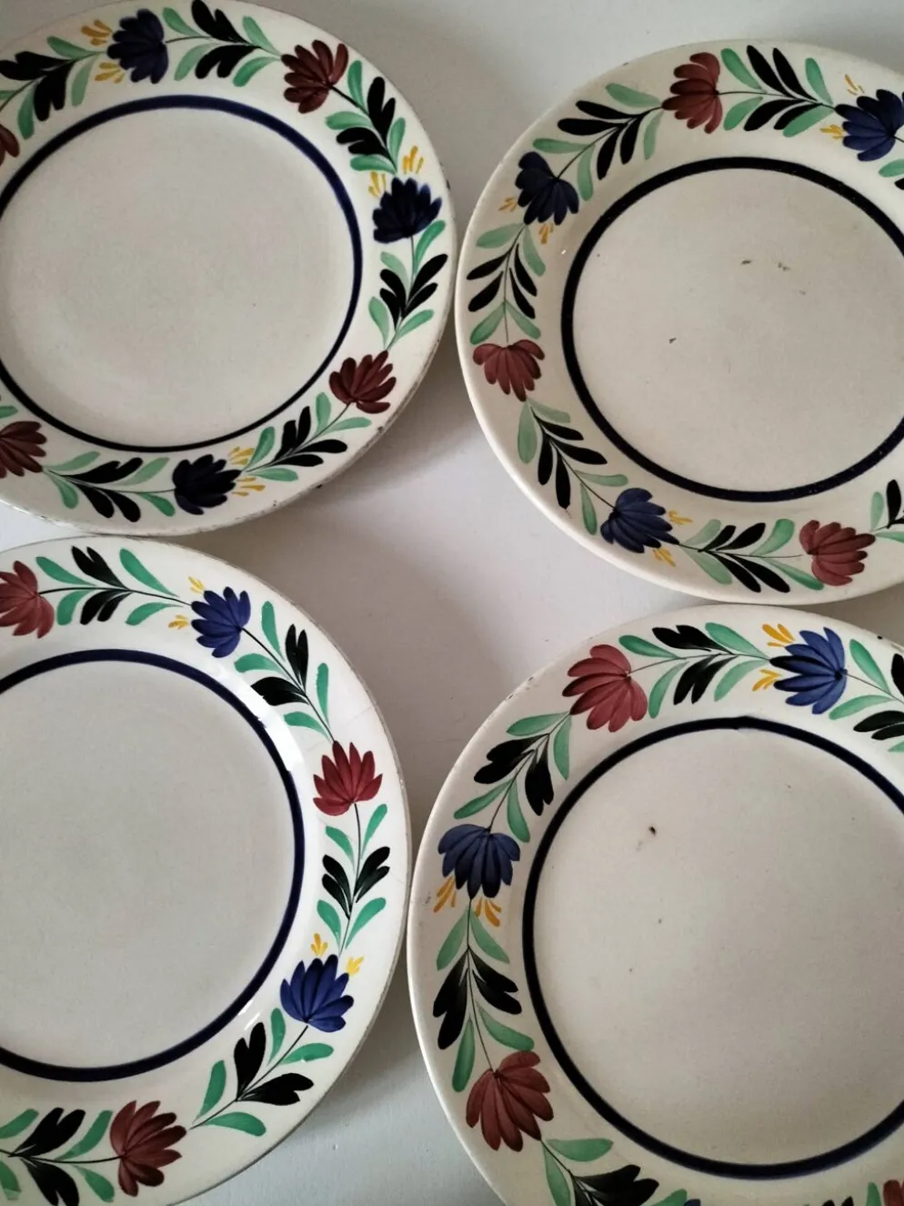 4 assiettes Longchamp décor floral stylisé années 30-50
