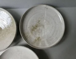 3 assiettes ou petits plats en grès Chantal et Thierry Robert