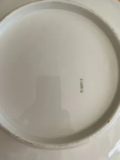 Assiettes peintes à la main