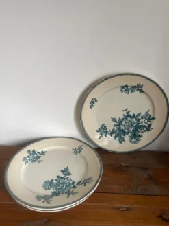 3 assiettes plates