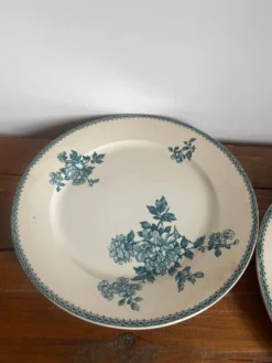 3 assiettes plates