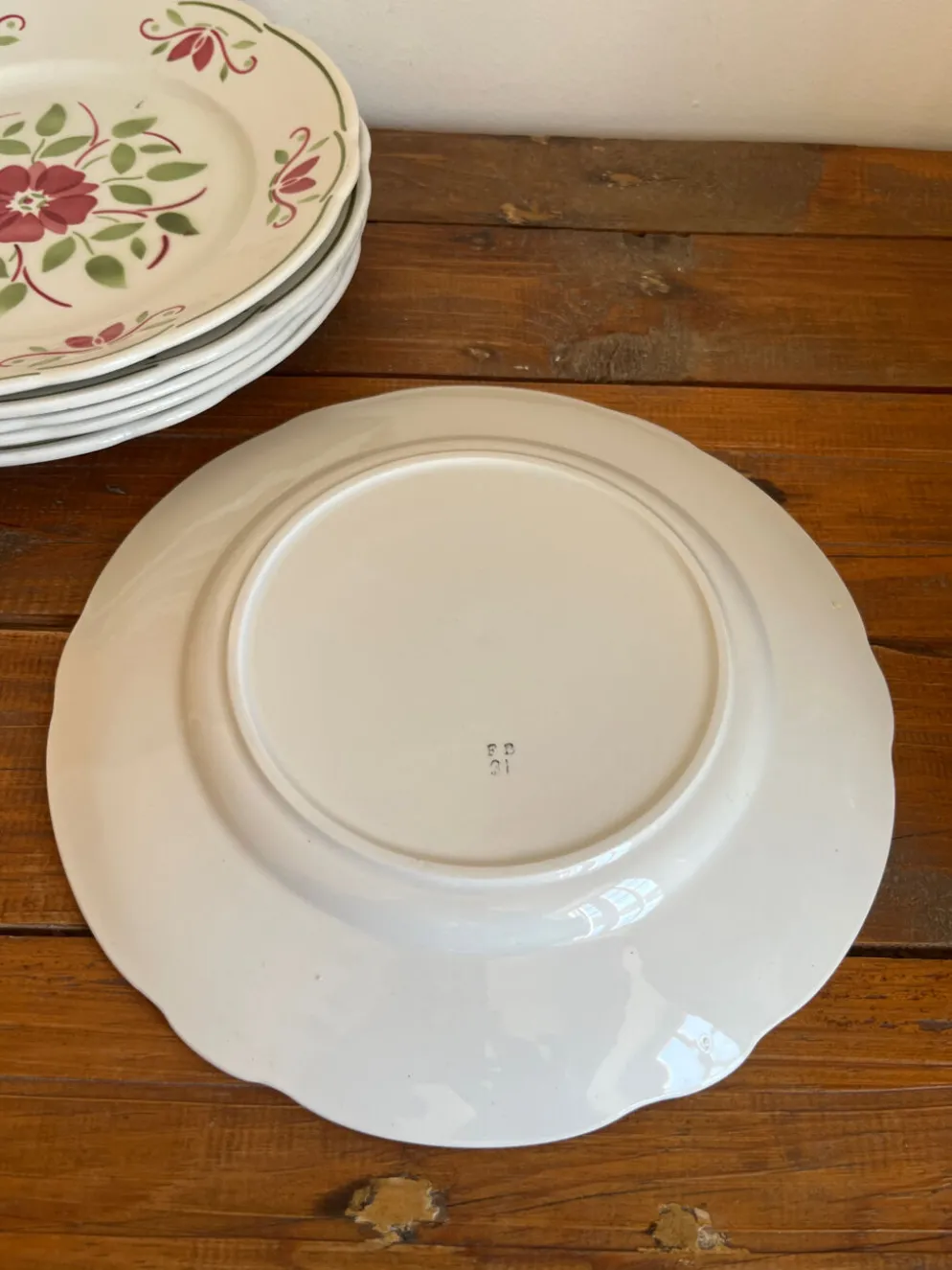 6 assiettes plates
