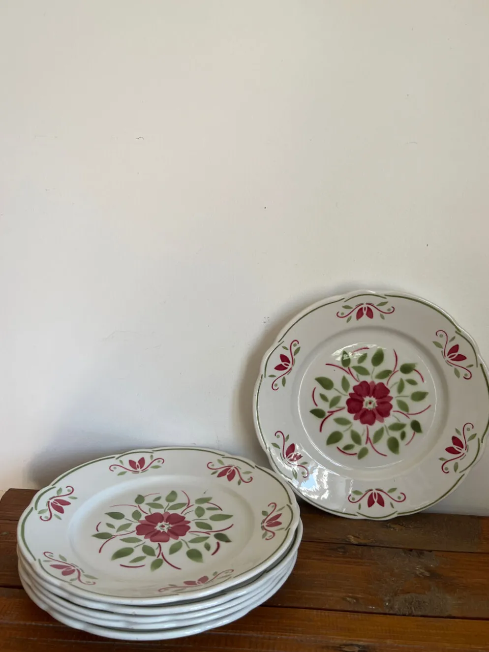 6 assiettes plates