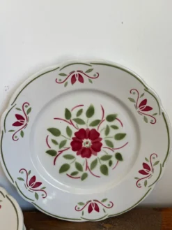 6 assiettes plates