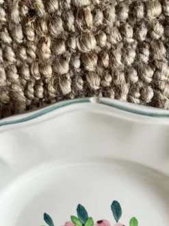 8 assiettes plates