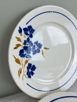 4 assiettes plates anciennes