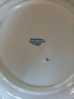 12 assiettes plates anciennes de Longchamp