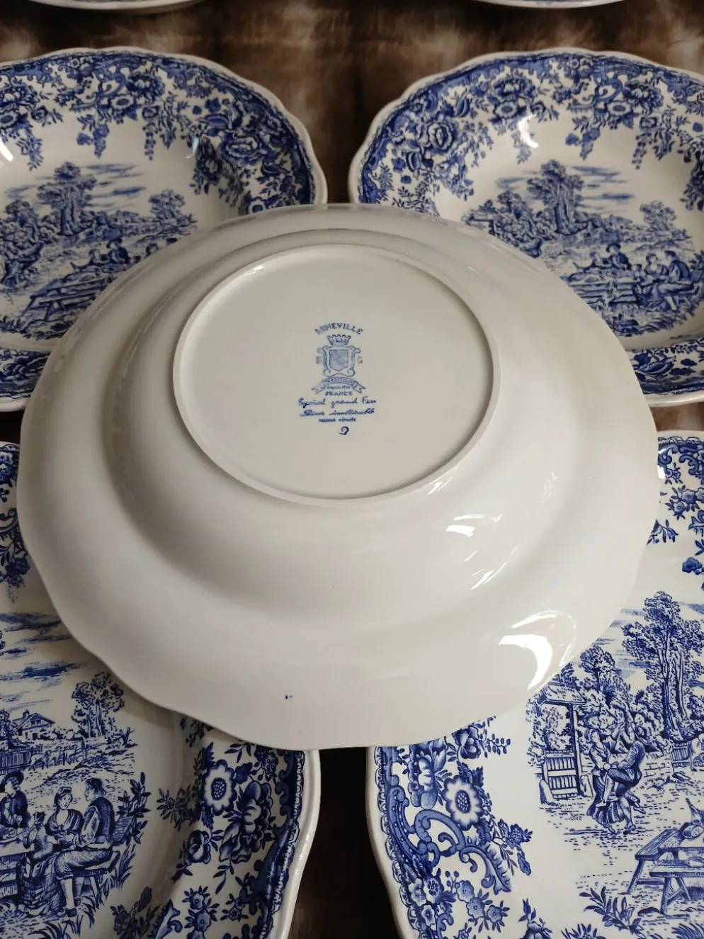 12 assiettes plates anciennes Lunéville KG