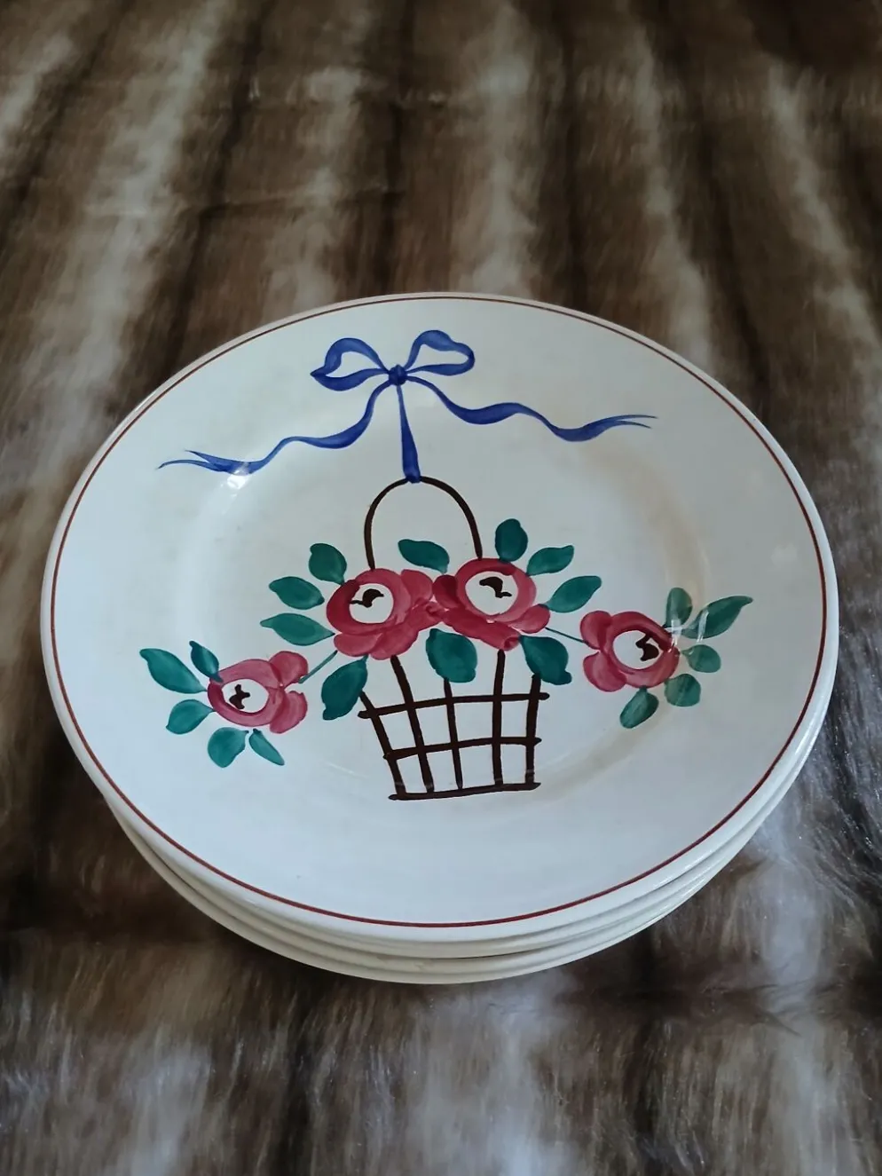 5 assiettes plates anciennes Longchamp