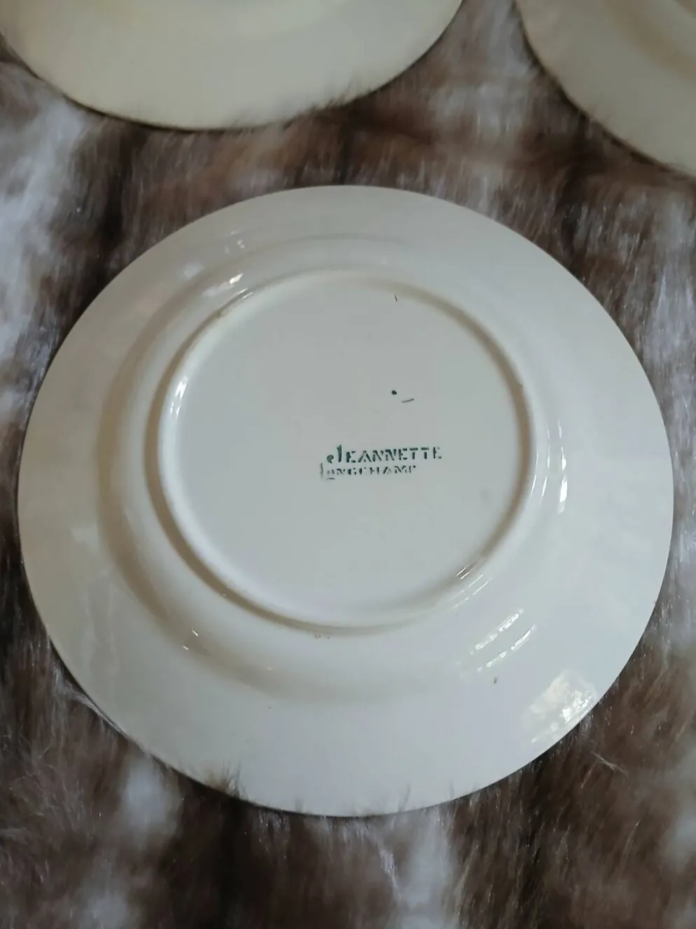 5 assiettes plates anciennes Longchamp