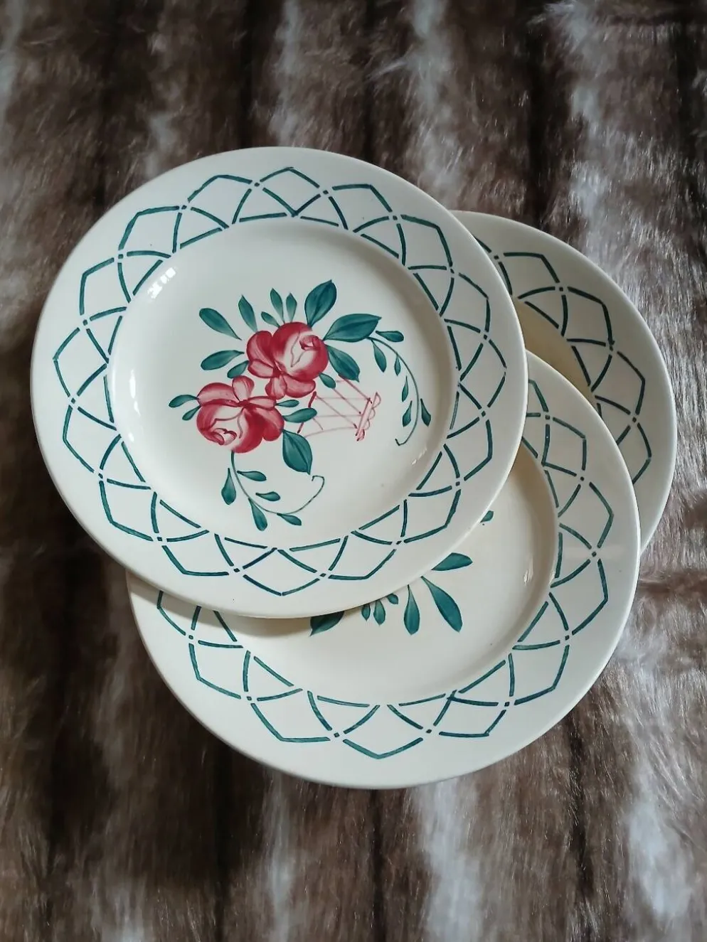 4 assiettes plates anciennes Sarreguemines
