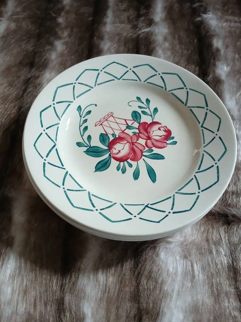 4 assiettes plates anciennes Sarreguemines
