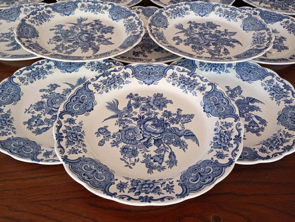 Assiettes plates anglaises Ridgway 'Windsor' bleu & blanc