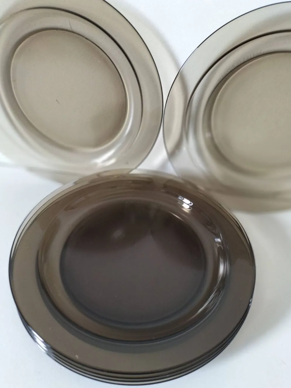 6 assiettes plates Arcoroc en verre fumé Smoke Brown