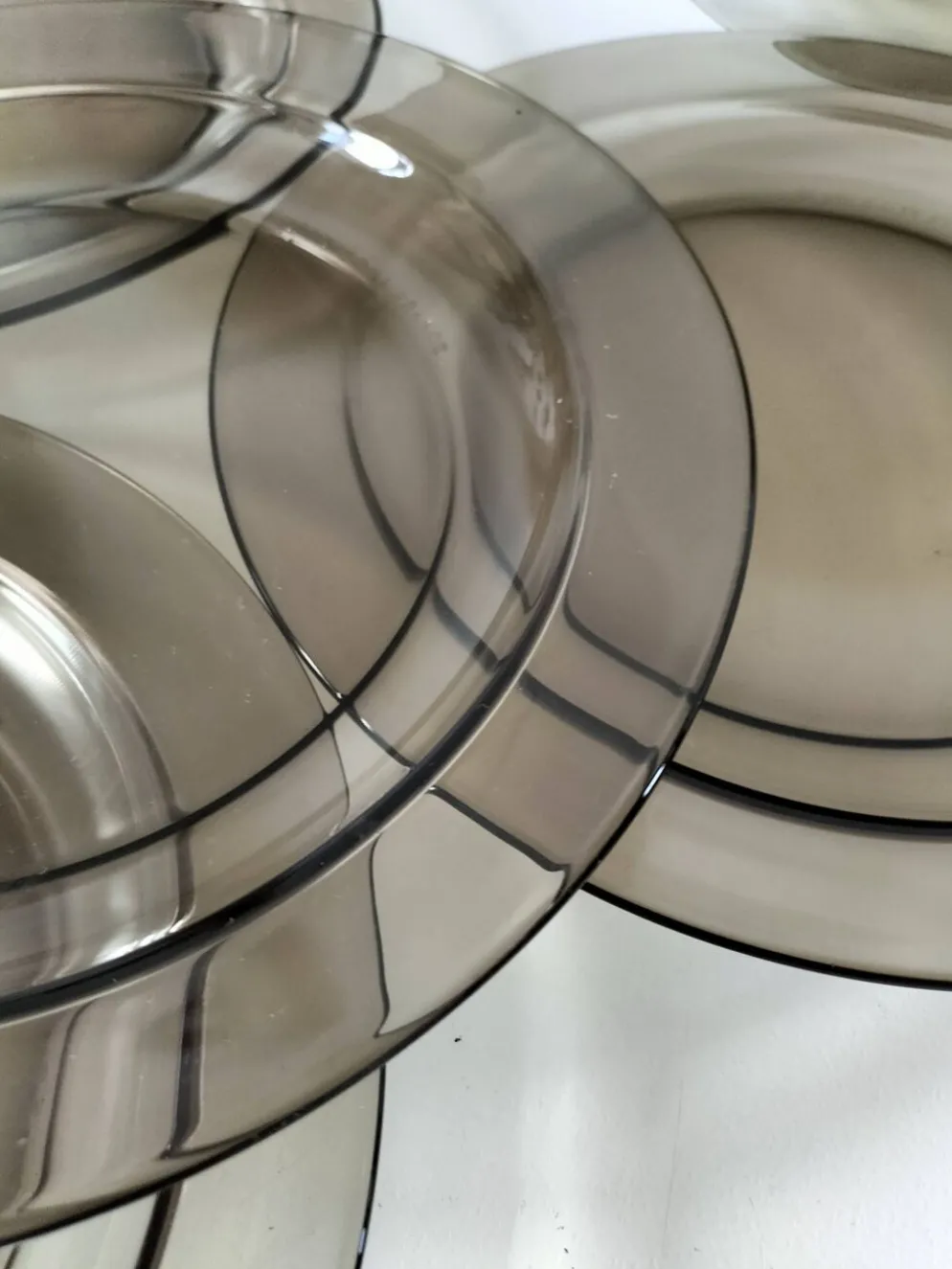 6 assiettes plates Arcoroc en verre fumé Smoke Brown