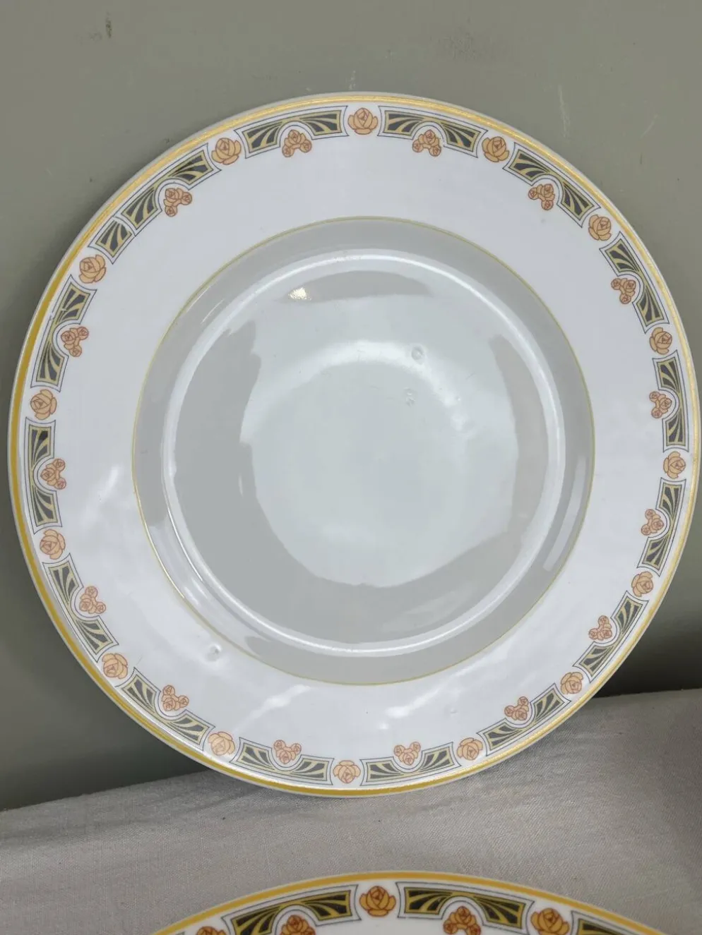 4 assiettes plates art déco