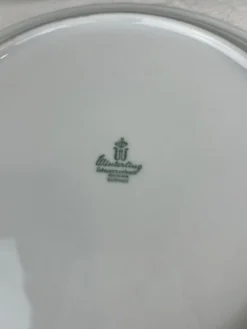 Assiettes plates décorées