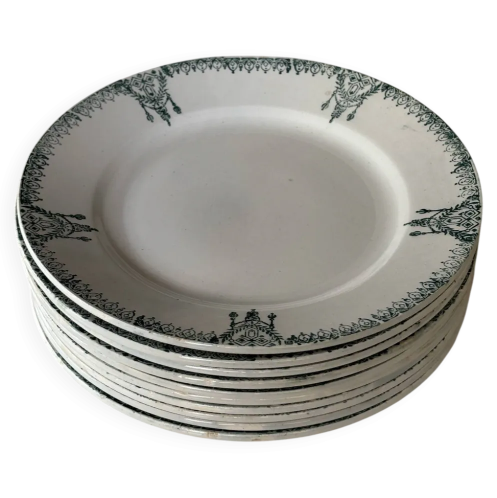 Assiettes plates en faïence ancienne St Amand