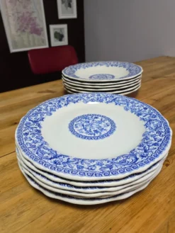 Assiettes plates Gien motifs bleus parfait état