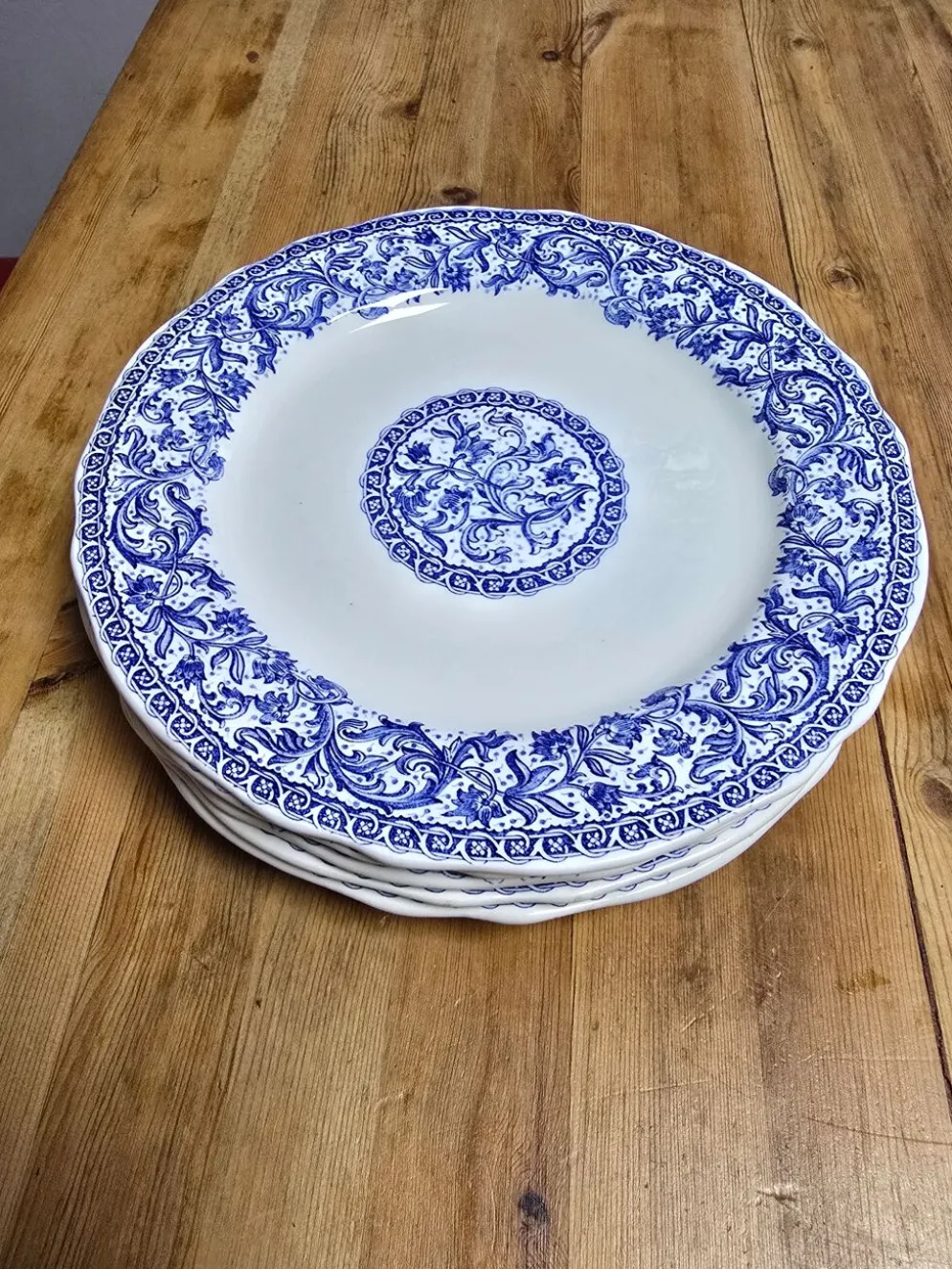 Assiettes plates Gien motifs bleus parfait état